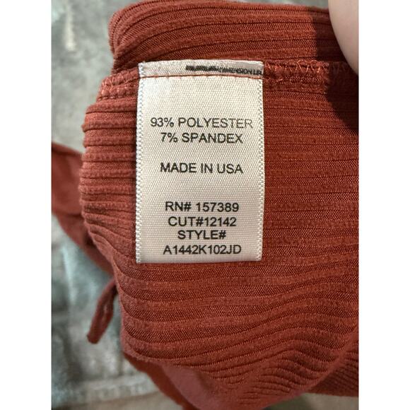 NWOT Originality Large Rust‎ Orange Brown Long Sleeve Cropped Ribbed Lettuce Hem - Picture 4 of 8